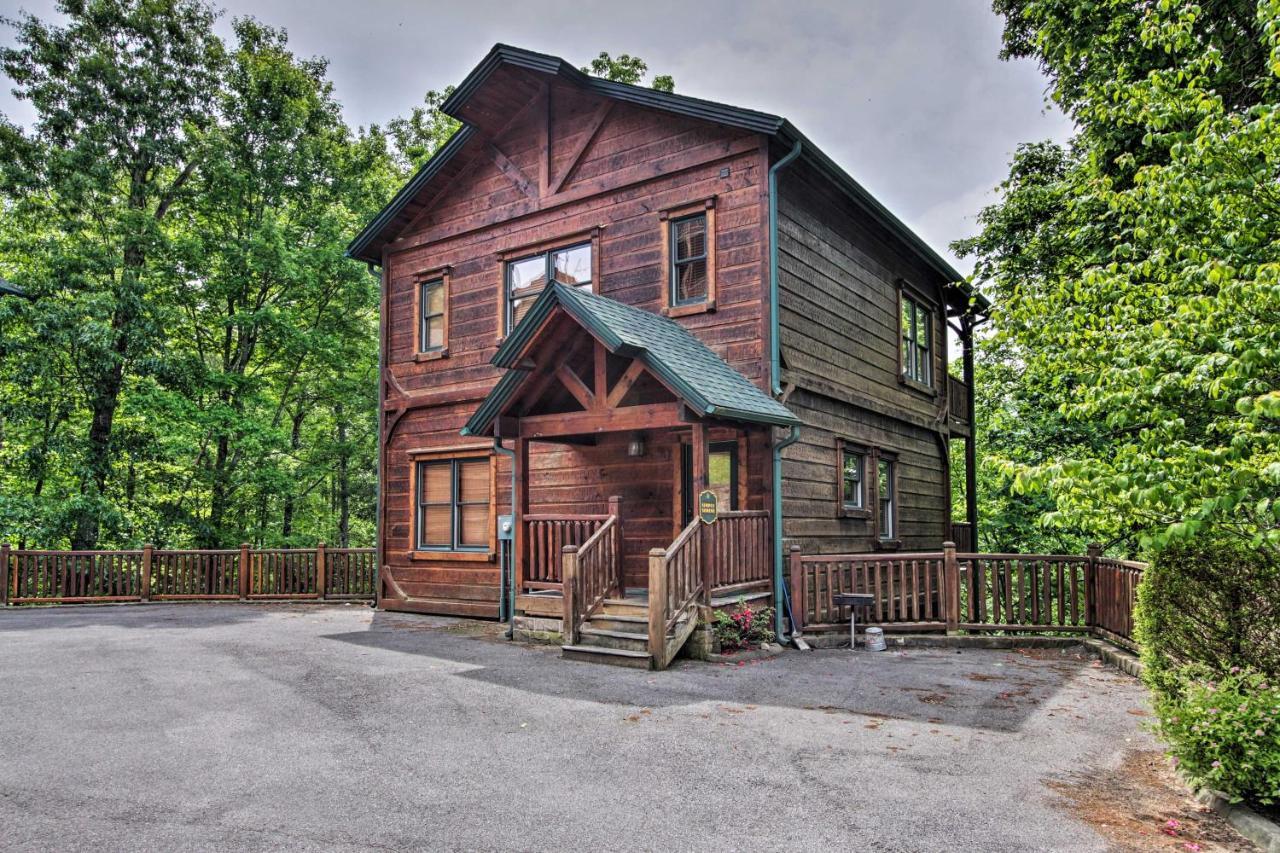 Cabin With Pool Access About 3 Mi To Downtown Gatlinburg Kültér fotó